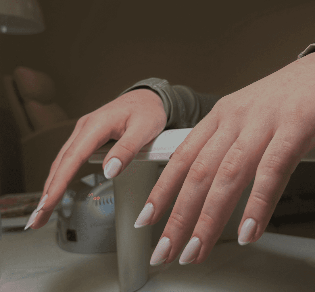 Pose gel sur ongles naturels avec french — Prothésiste ongulaire Jacou